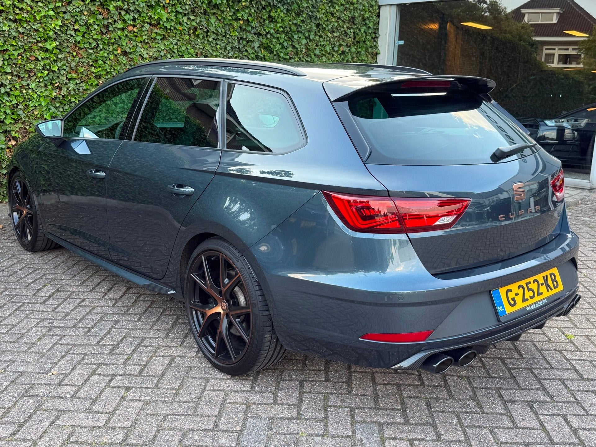 Seat Leon ST 2.0 TSI 4DRIVE CUPRA R | Org NL | NAP | 1ste Ei, Auto's, Automaat, Gebruikt, 4 cilinders, 1984 cc