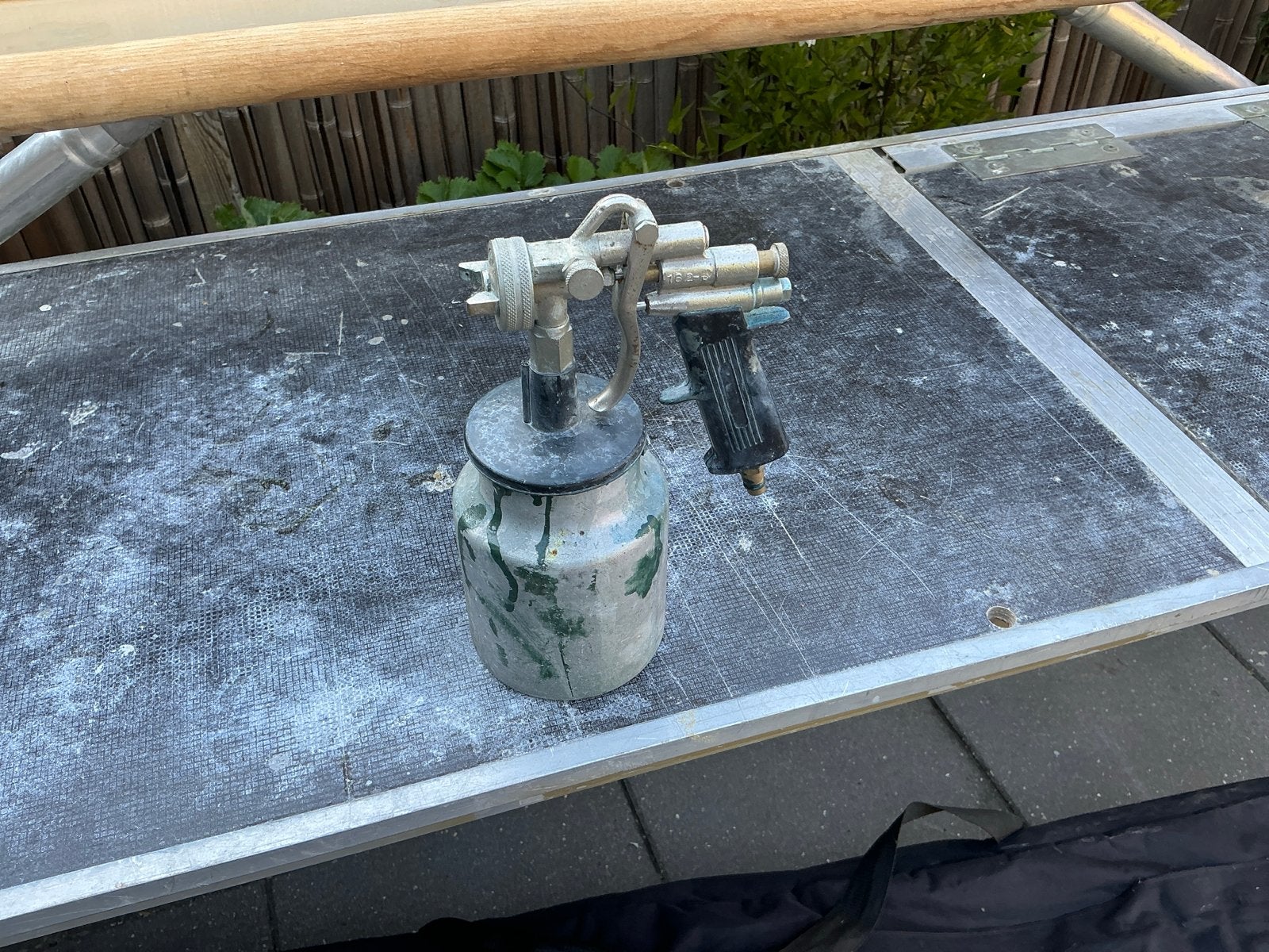 Verfspuit voor compressor - Gebruikt maar functioneel, Ophalen of Verzenden, Gebruikt, Verfspuit of Verfpomp