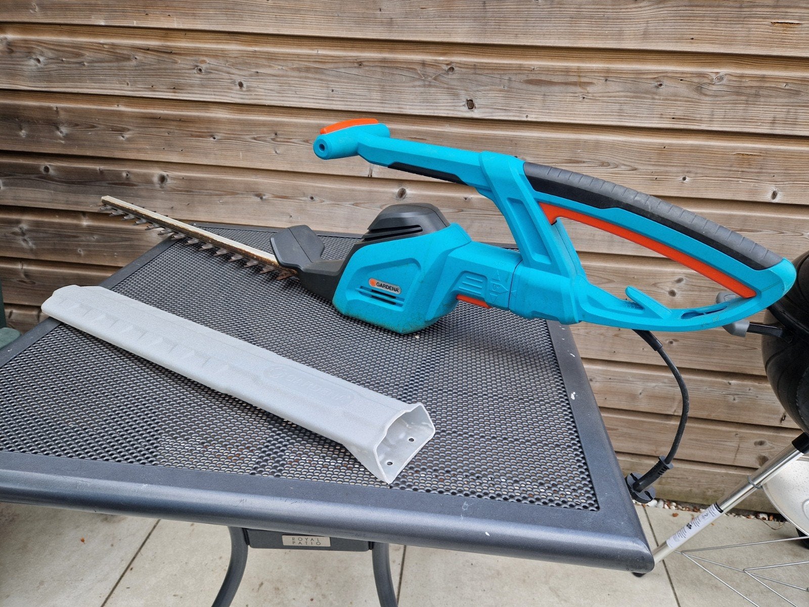 Gardena heggenschaar, Tuin en Terras, Heggenscharen, Ophalen, Gebruikt, Elektrisch, Gardena / Husqvarna