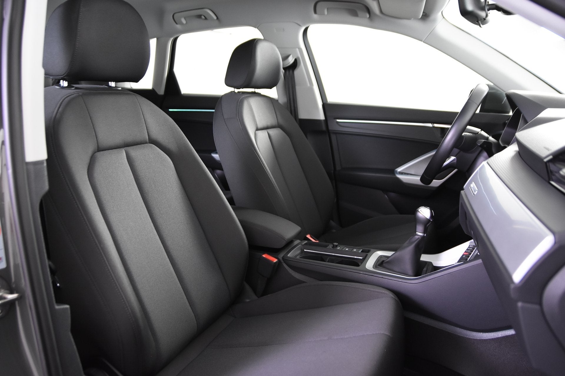 Audi Q3 35 TFSI *1ste Eigenaar*Navigatie*Park assist*Carplay, Auto's, Voorwielaandrijving, Dealer onderhouden, Stof, Euro 6