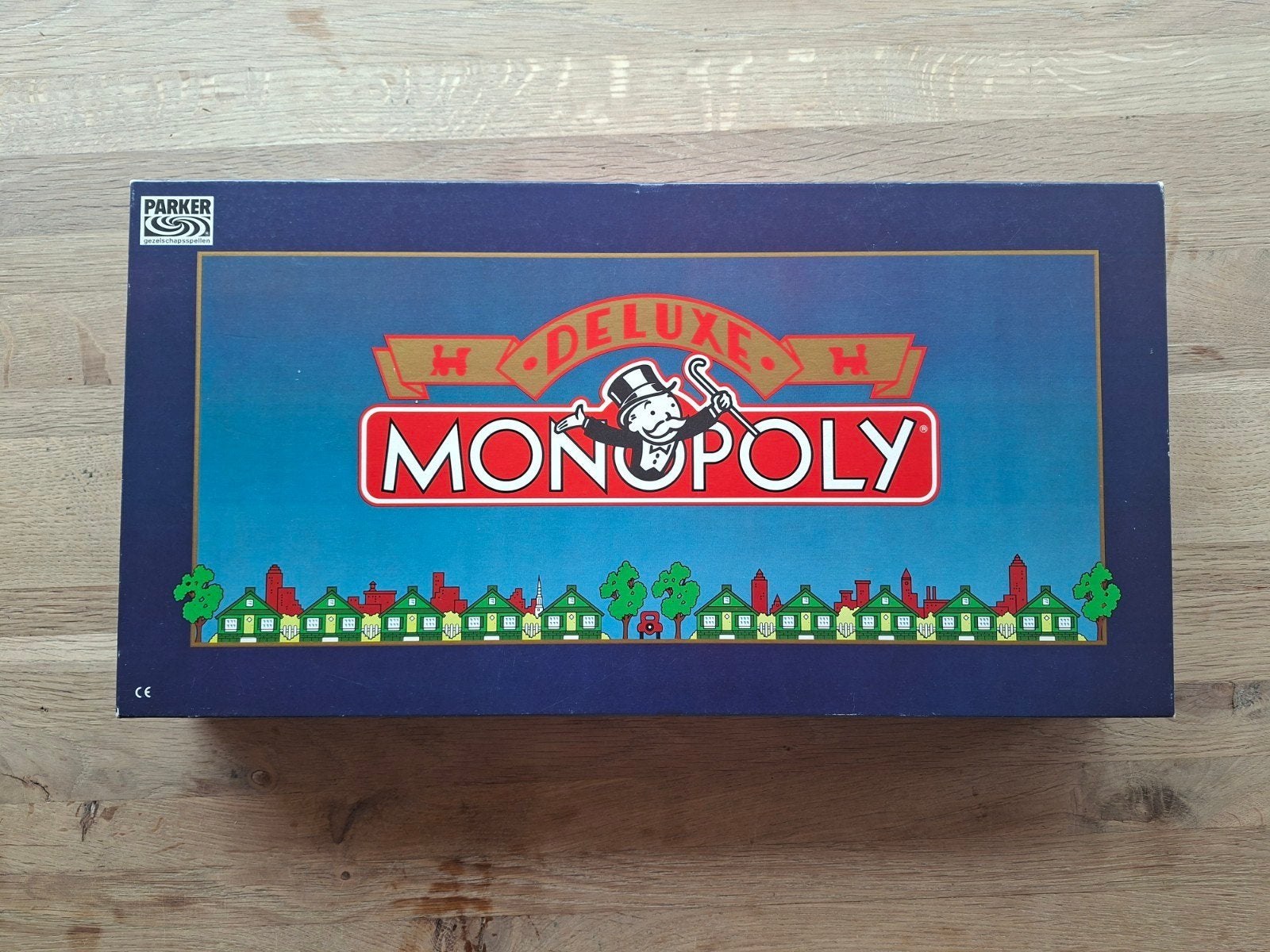 Monopoly Deluxe Bordspel - 50th anniversary edition, Hobby en Vrije tijd, Gezelschapsspellen | Bordspellen, Vijf spelers of meer