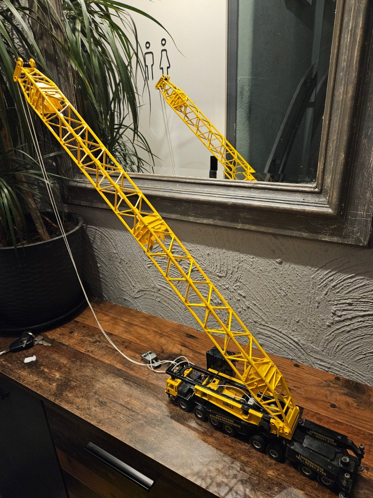 Siku 4310 Liebherr LG 1550 gittermastkran vakwerkkraan 1:55, Ophalen of Verzenden, Zo goed als nieuw, Hijskraan, Tractor of Landbouw