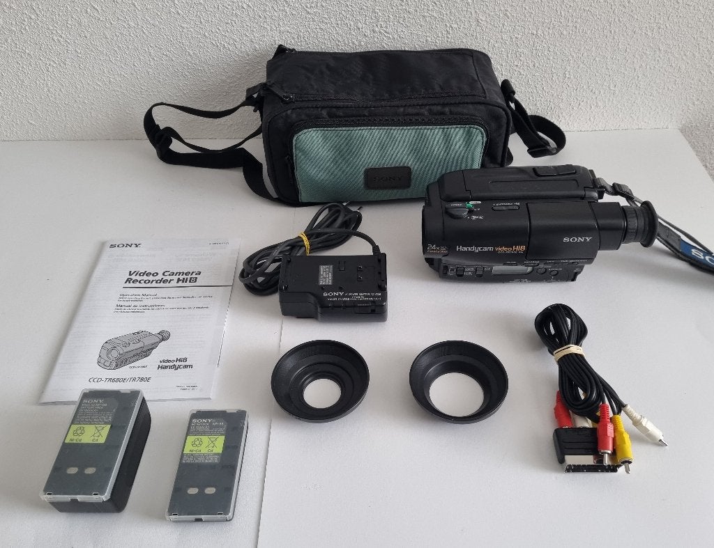 Sony CCD-TR780E Hi8 Handycam Video Camera Camcorder, Ophalen of Verzenden, Hi 8, Camera