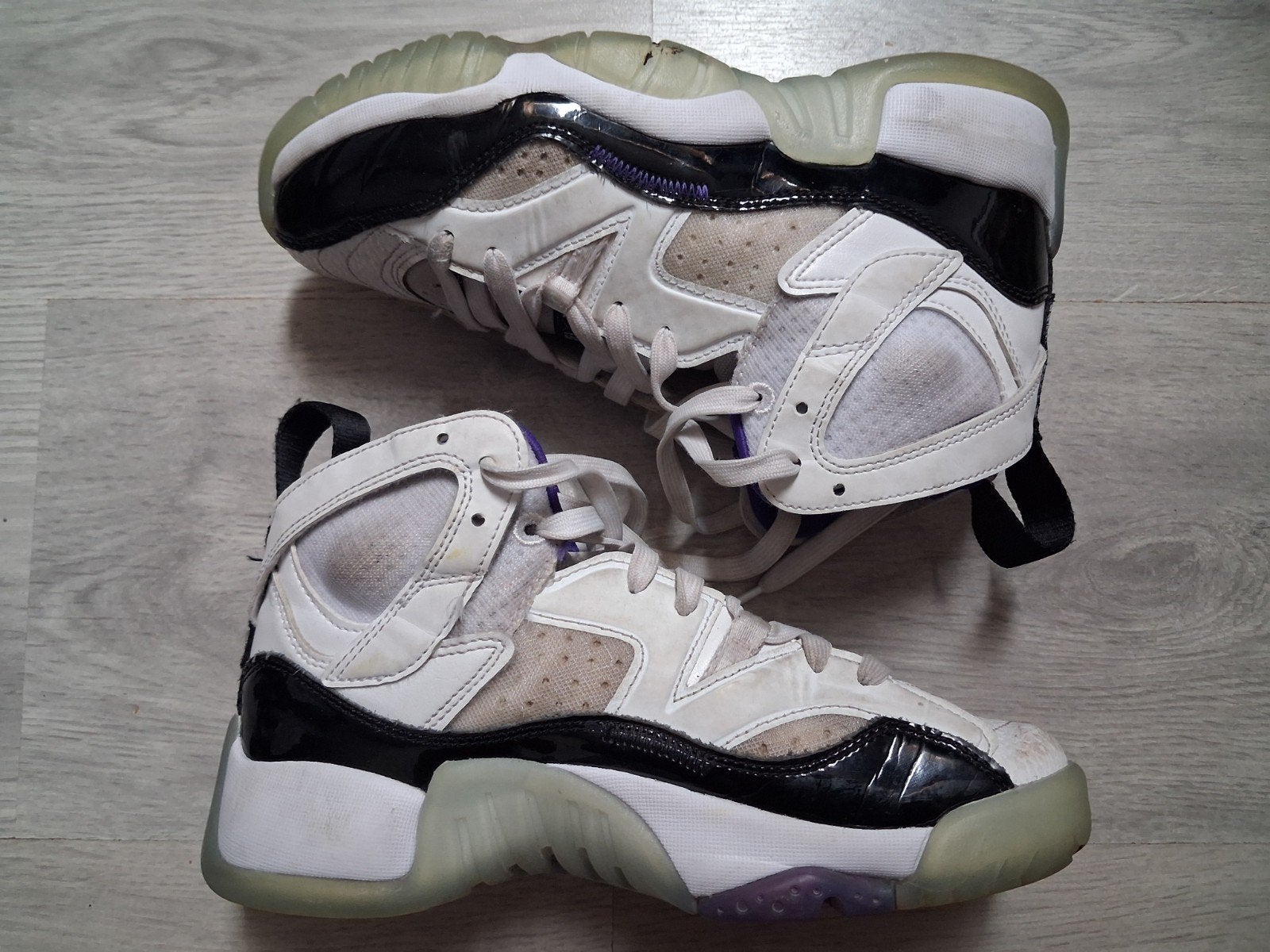 Jordan Nike mt.36.5, Sport en Fitness, Basketbal, Ophalen of Verzenden, Schoenen