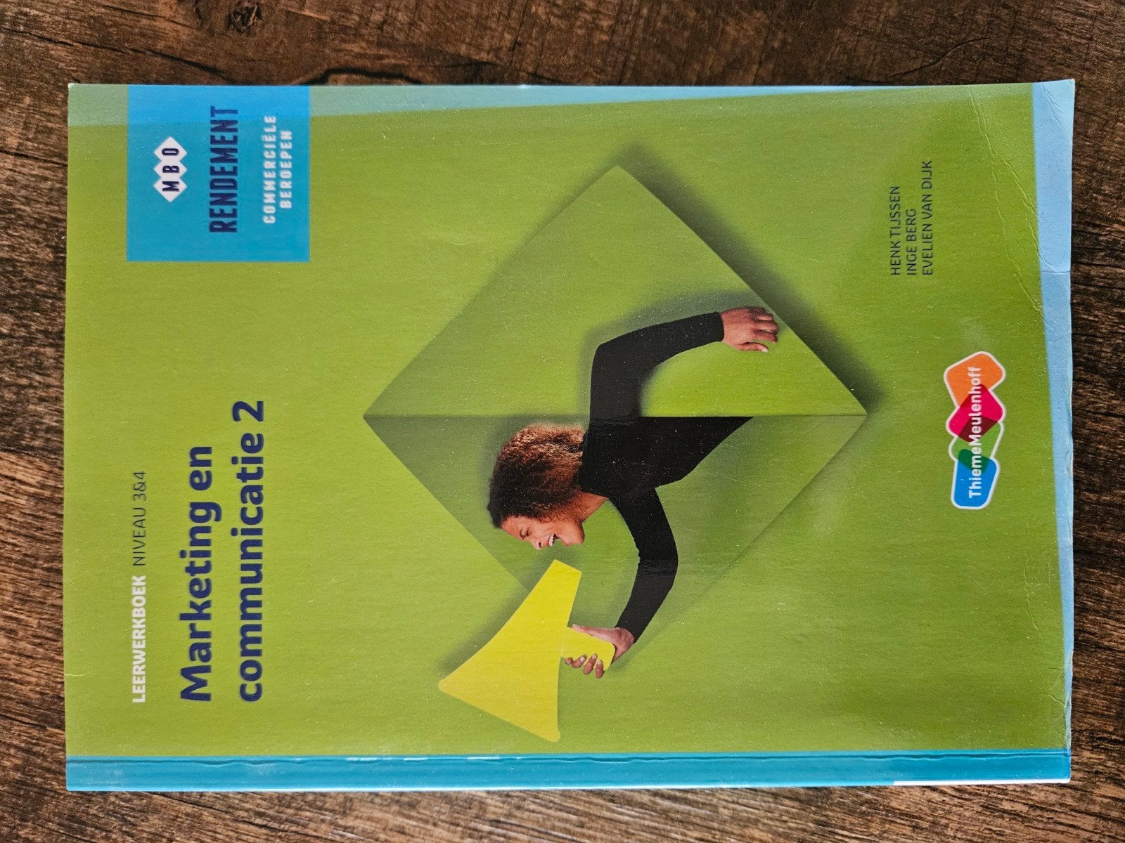 Henk Tijssen - Leerwerkboek, Henk Tijssen; Inge Berg, Ophalen of Verzenden, Zo goed als nieuw, Nederlands