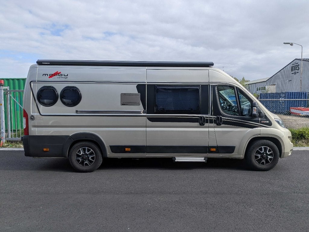 Chartago Malibu 640 LE 28200km LENGTE bedden buscamper, Caravans en Kamperen, Campers, Buscamper of Camperbus, Fiat, Tot en met 2