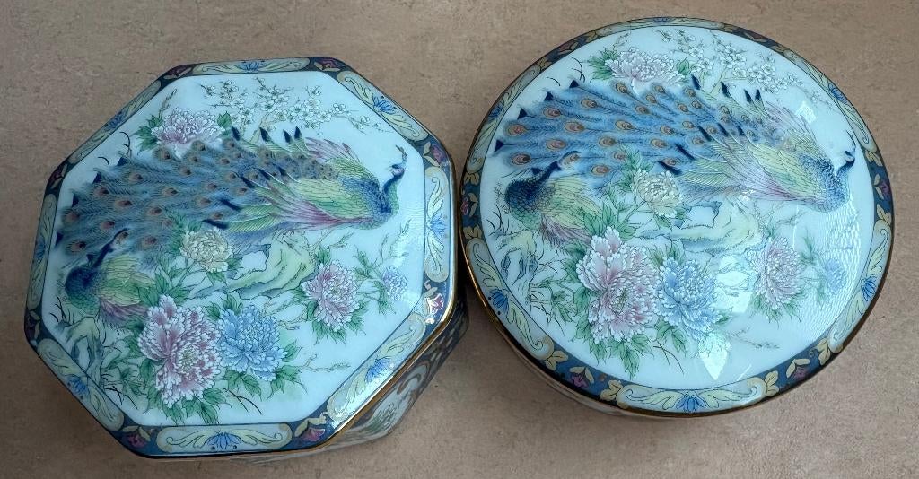 Twee fraaie vintage juwelenpotjes, VAGA porselein, Antiek en Kunst, Ophalen of Verzenden