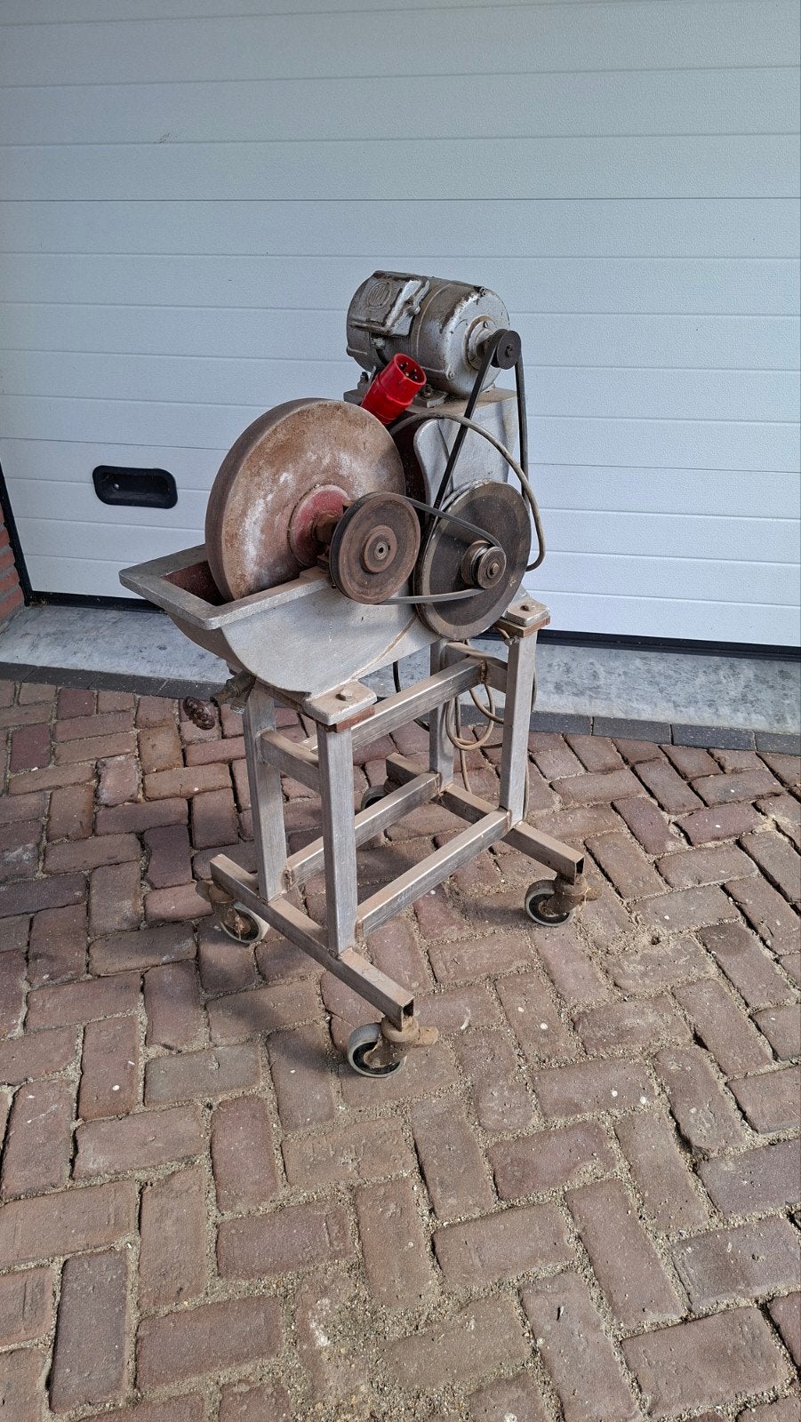 Slijpsteen water nat, Ophalen, Minder dan 700 watt, Werkbankslijpmachine