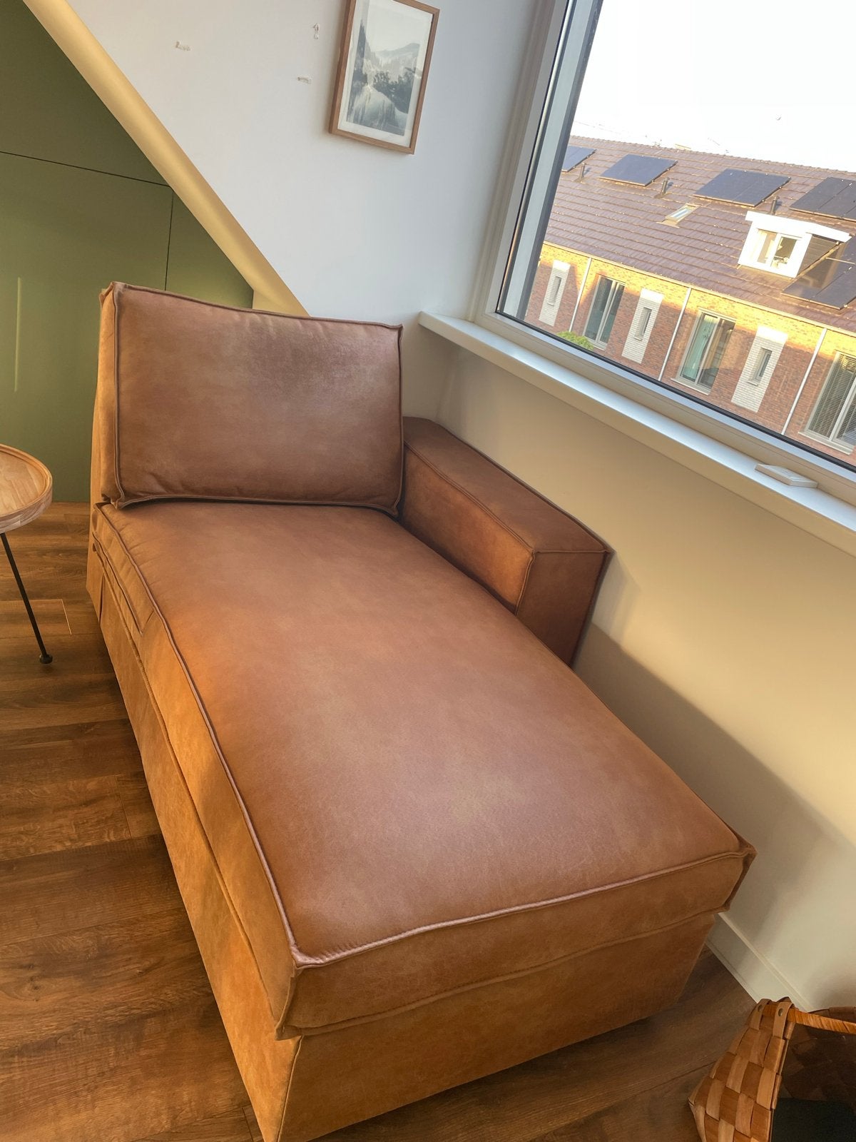 Comfortabele chaise longue in cognac kleur, Huis en Inrichting, Ophalen, Eenpersoons, Leer, Zo goed als nieuw