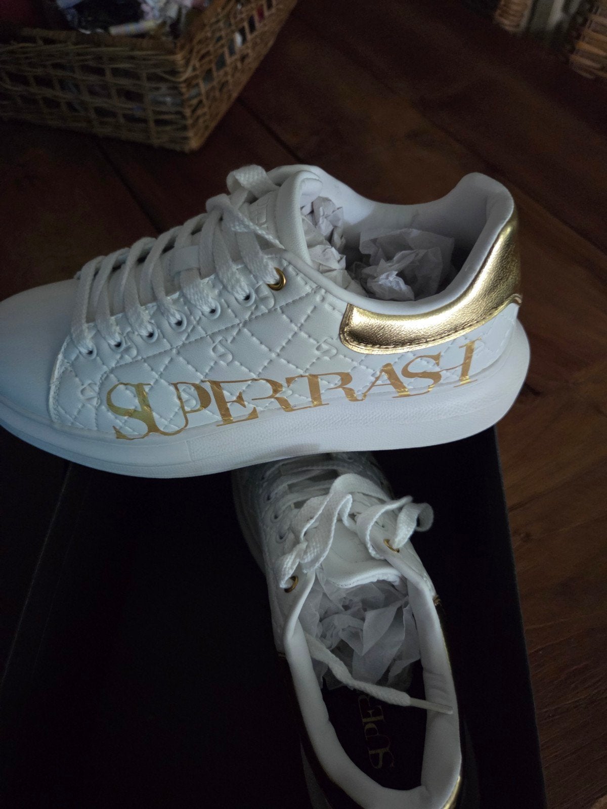 nieuwe sneakers, Ophalen, Nieuw, Schoenen