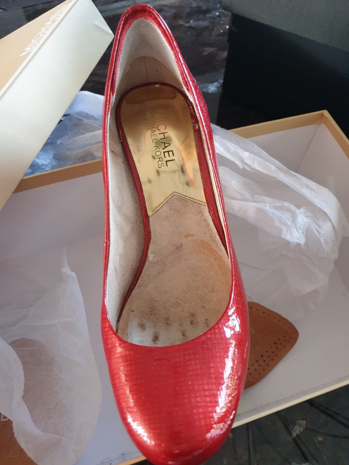Michael Kors, Lak schoenen rood lak M 36, Ophalen of Verzenden, Zo goed als nieuw, Rood, Sneakers of Gympen