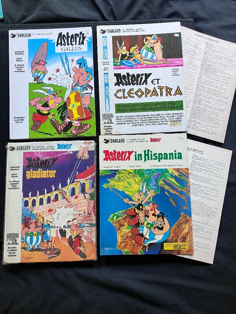 6 Asterix stripboeken, in Latijn frans en engels., Boeken, Stripboeken, Gelezen, Ophalen of Verzenden, Goscinny en Uderzo, Meerdere stripboeken