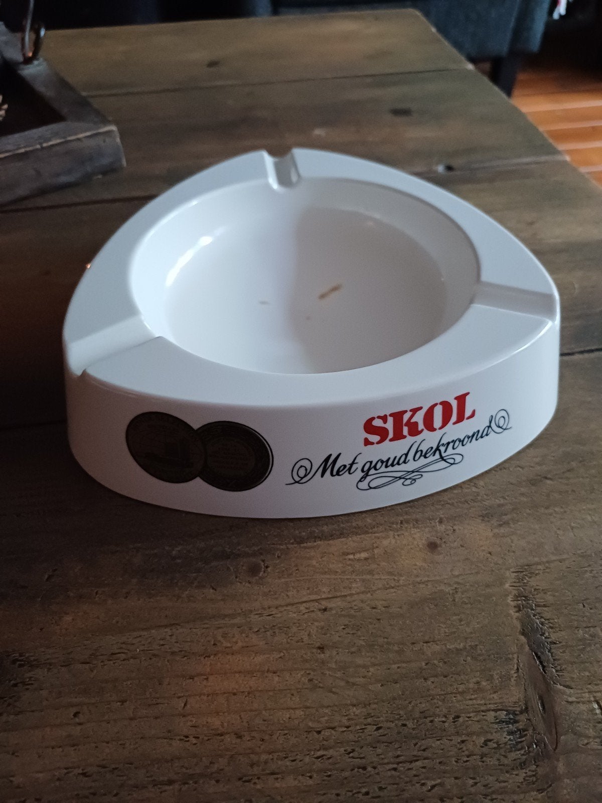 Te koop een vintage Skol asbak, Verzamelen, Ophalen of Verzenden, Gebruikt, Asbak