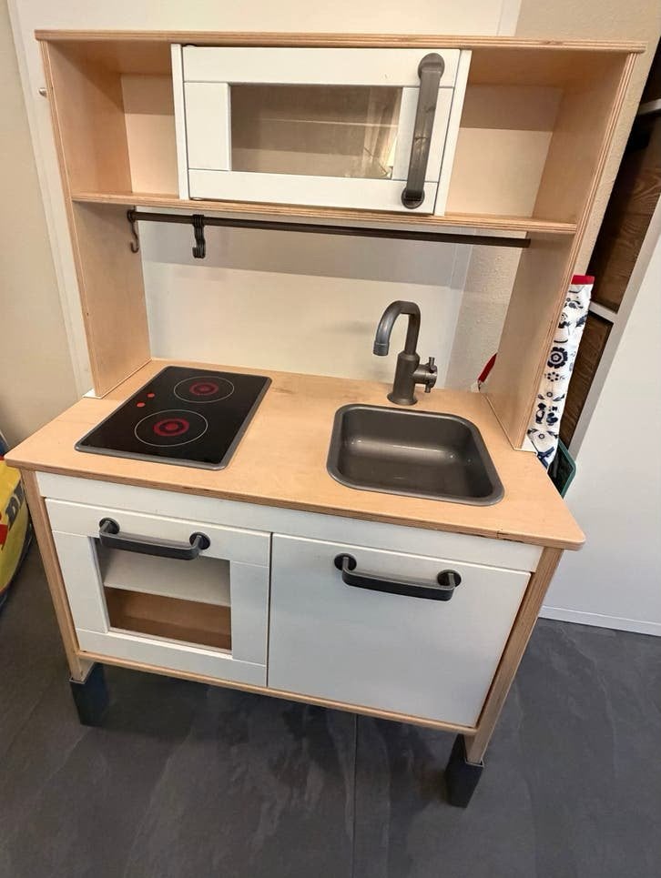 Ikea Duktig speelkeuken met veel accessoires, Kinderen en Baby's, Speelgoed | Educatief en Creatief, Ophalen, Gebruikt, Knutselen
