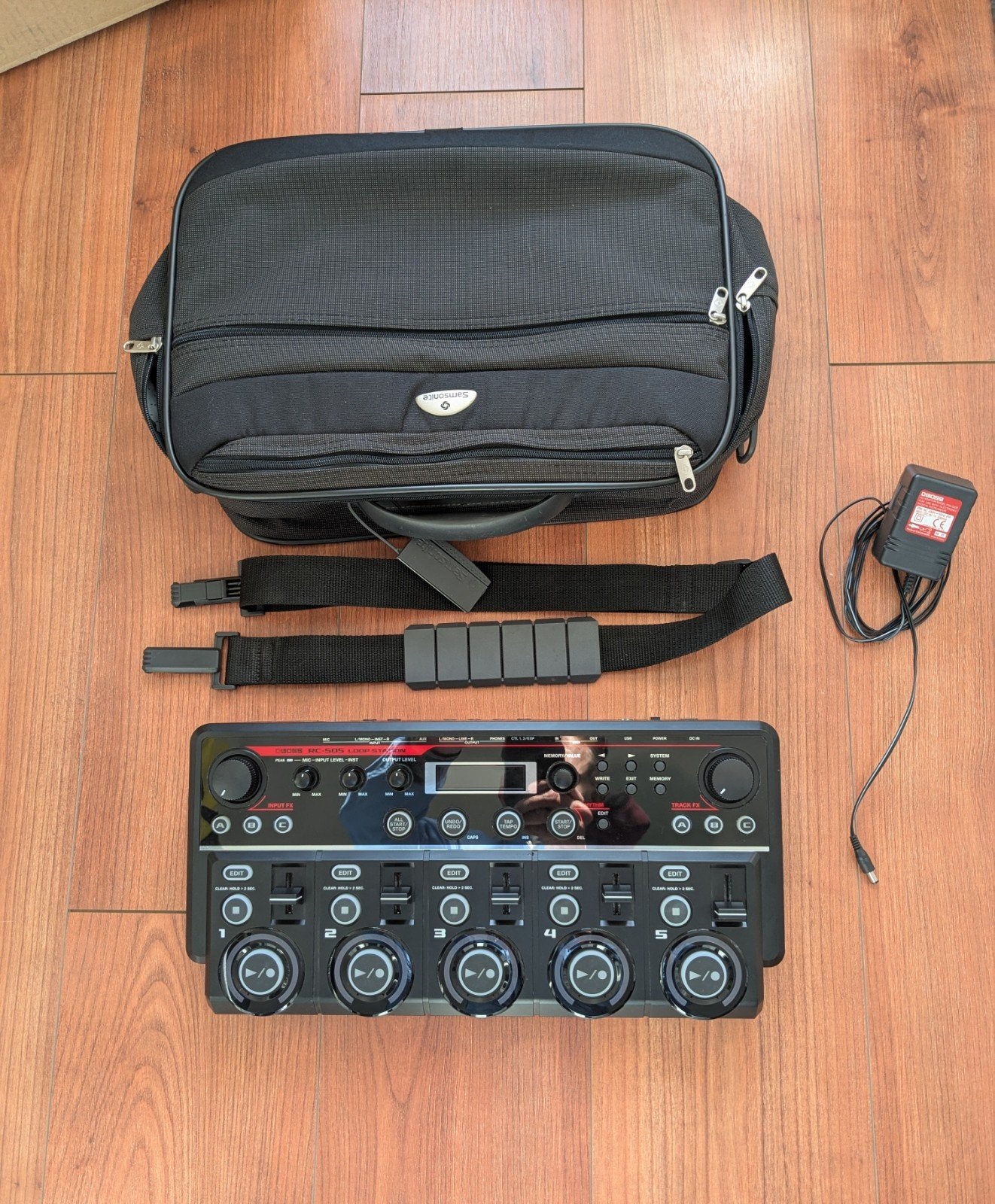 Boss RC-505 loopstation met adapter en tas, Ophalen of Verzenden, Gebruikt, Elektrische gitaar