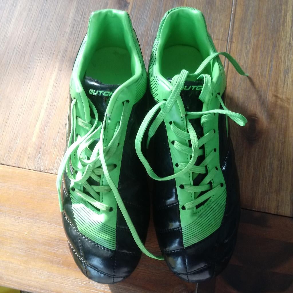 Dutchy voetbalschoenen, Maat XS of kleiner, Schoenen, Ophalen of Verzenden, Zo goed als nieuw