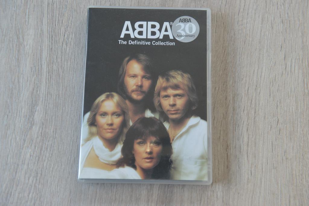 ABBA = 30th ANNIVERSARY = THE DEFINITIVE COLLECTION + BONUS, Alle leeftijden, Verzenden, Zo goed als nieuw