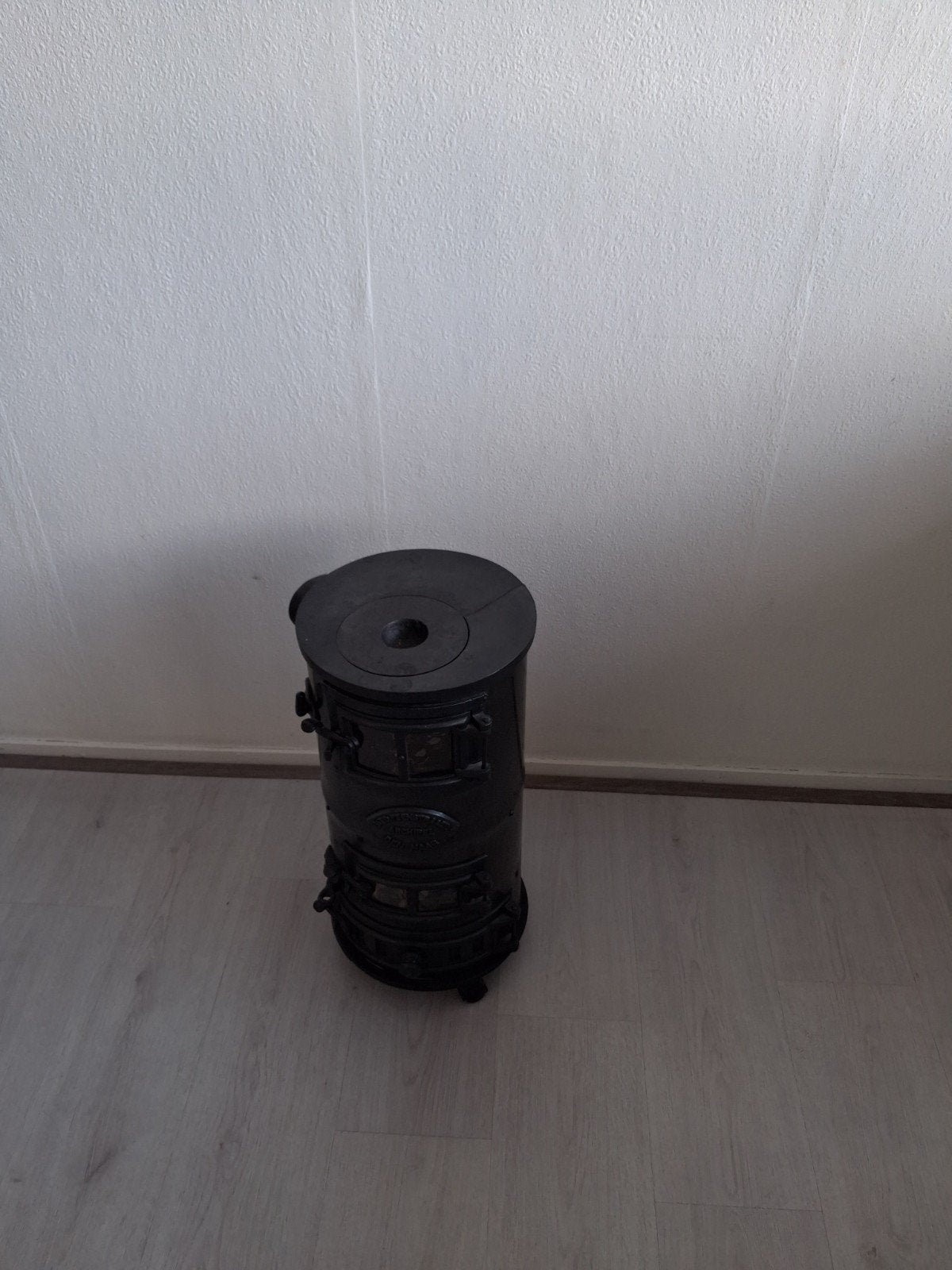 Antieke Kolenkachel - Vrijstaand en Functioneel, Huis en Inrichting, Kachels, Ophalen, Gebruikt, Overige brandstoffen, Vrijstaand