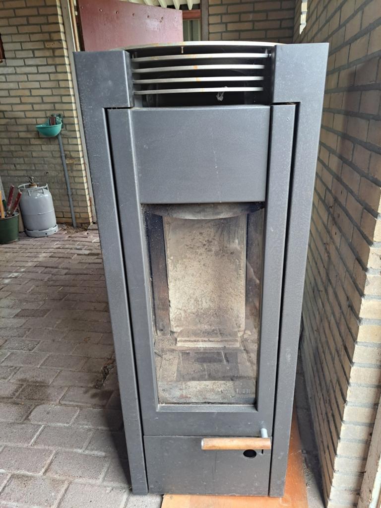 Austroflamm tria houtkachel 6kW, Ophalen, Gebruikt, Houtkachel, Vrijstaand