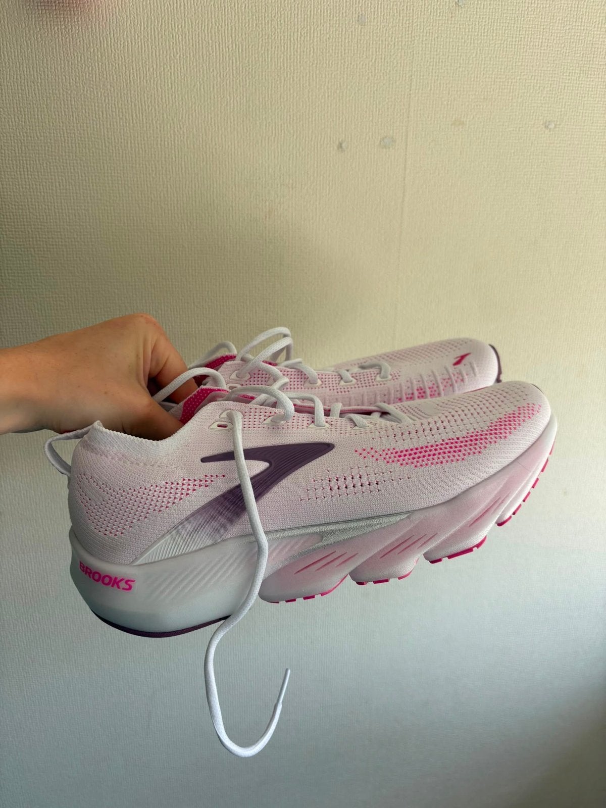 Nieuwe Brooks Glycerin Flex hardloopschoenen dames, maat 42., Ophalen of Verzenden, Nieuw, Wit, Sportschoenen