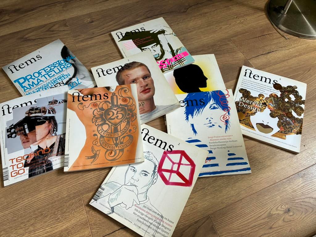 ITEMS 9 exemplaren van dit tijdschrift voor ontwerpers, Ophalen of Verzenden, Zo goed als nieuw