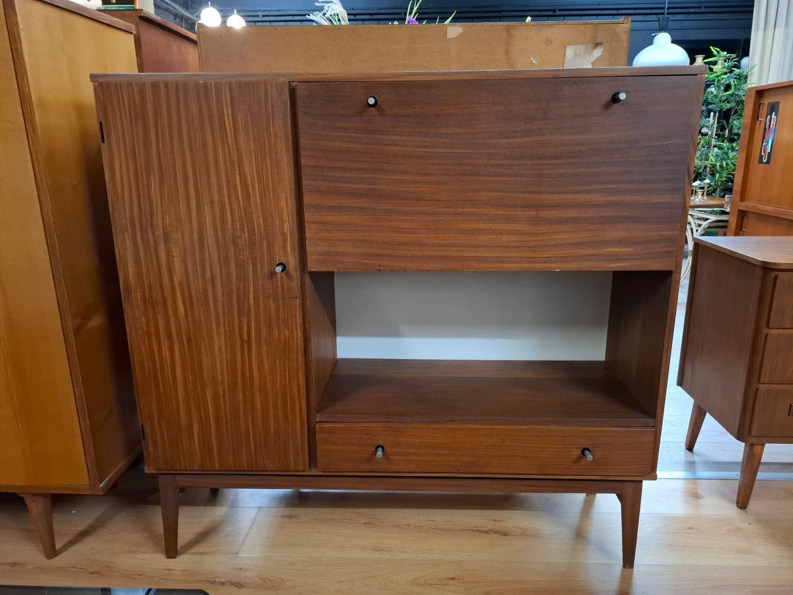 Vintage Simpla-Lux teak secretaire kast wandkast

Vintage Si, Simpla-Lux, Met deur(en), Teakhout, ...