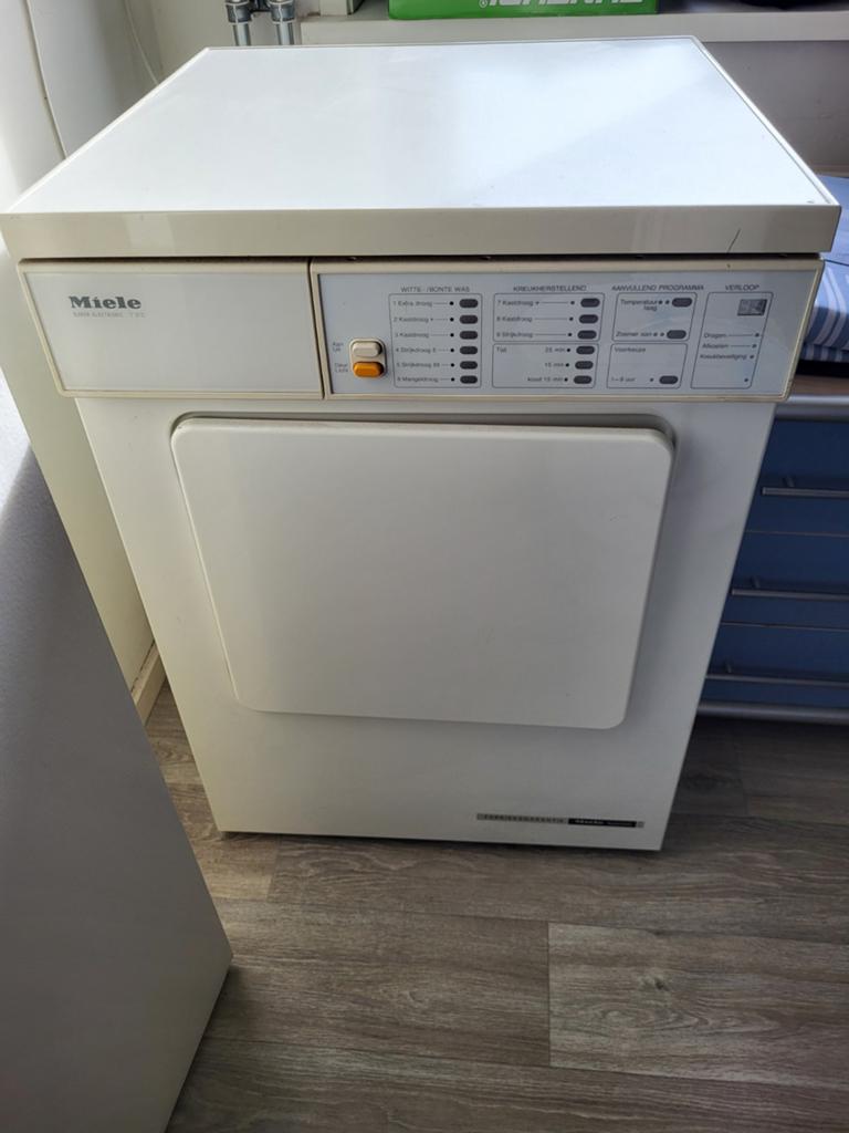 Miele wasdroger bieden vanaf 20 euro, Ophalen, 6 tot 8 kg, Gebruikt, Luchtafvoer
