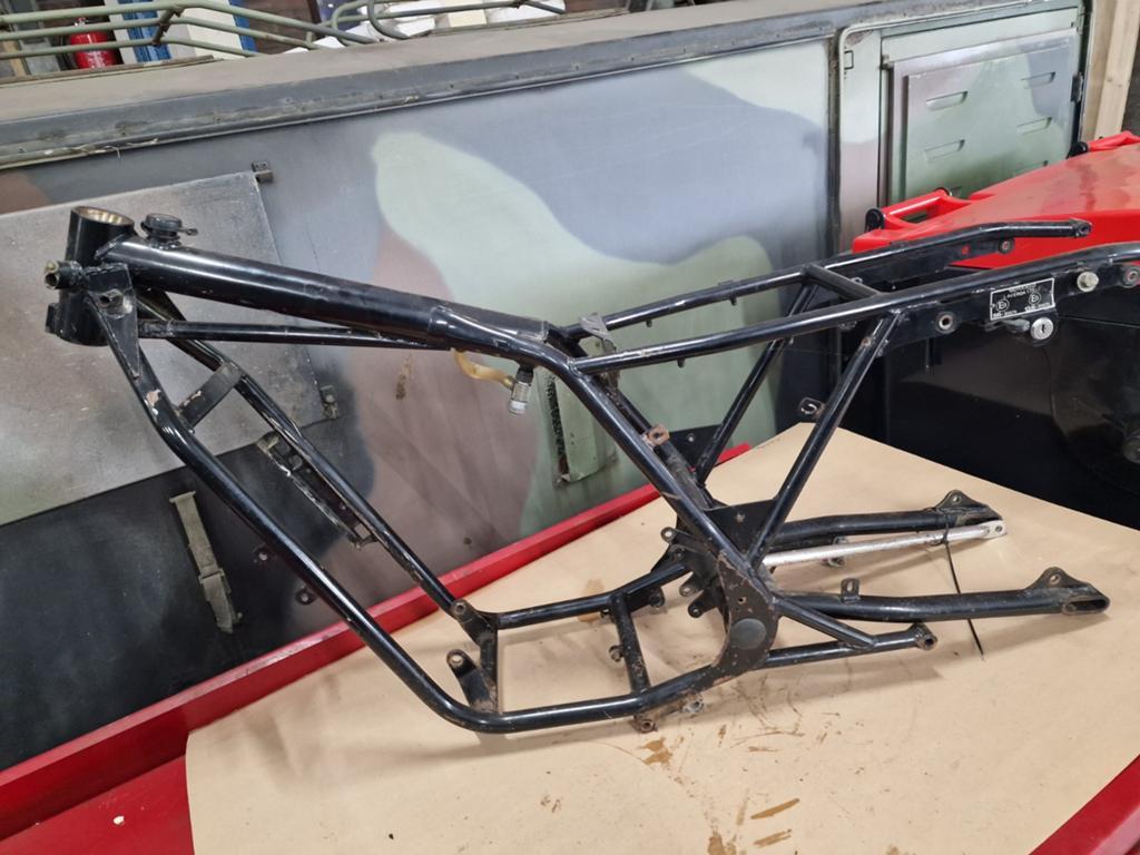 Zündapp Laverda LZ175 frame + achterbrug. Zeer mooi!, Ophalen of Verzenden, Zo goed als nieuw, Frame