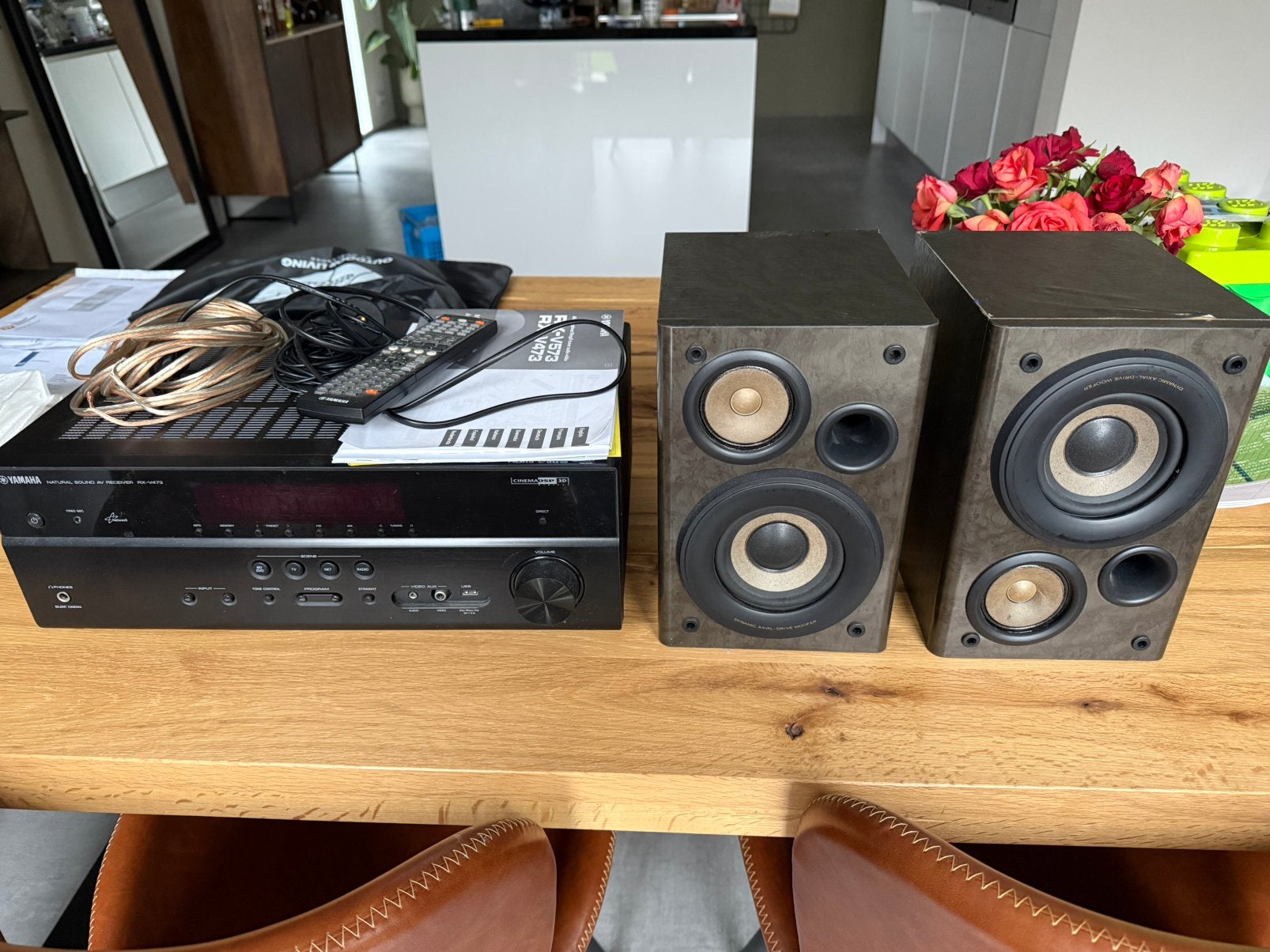 Yamaha RX-V473 AV-receiver + 2 gratis JVC speakers, Ophalen, Zo goed als nieuw, Speakers, JVC