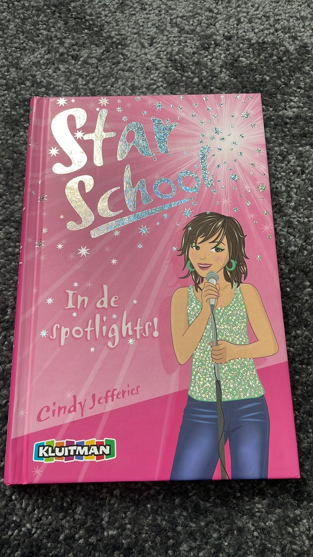C. Jefferies - In de spotlights, Ophalen of Verzenden, Zo goed als nieuw, C. Jefferies