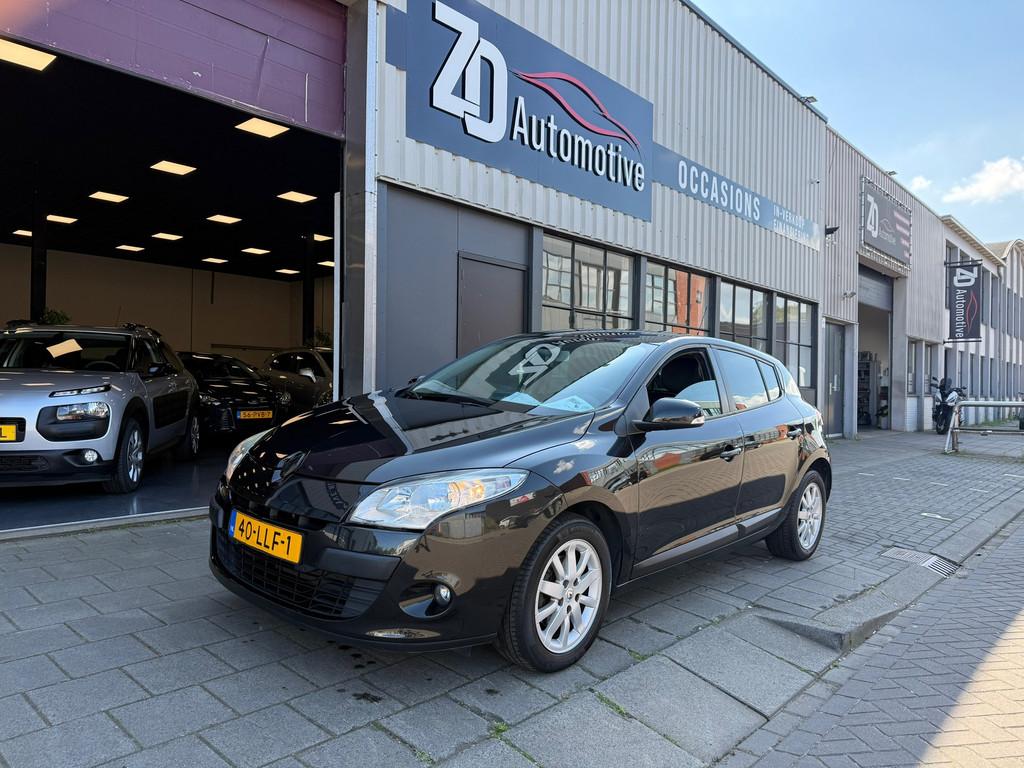 Renault Mégane 1.6 Expression, Voorwielaandrijving, Gebruikt, 4 cilinders, Zwart