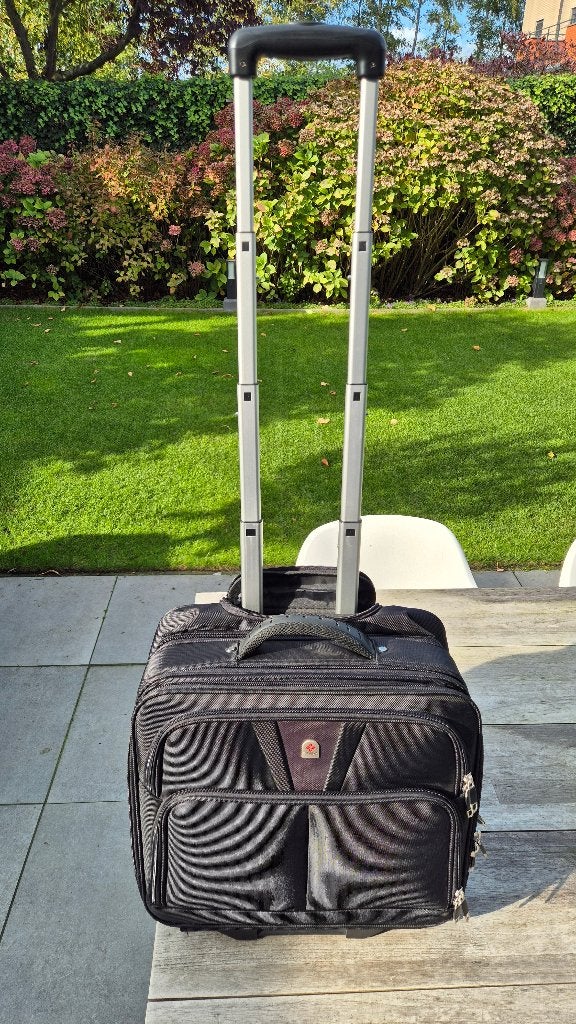 Tassia Pilotenkoffer, Ophalen, Minder dan 50 cm, Zo goed als nieuw, 35 tot 45 cm