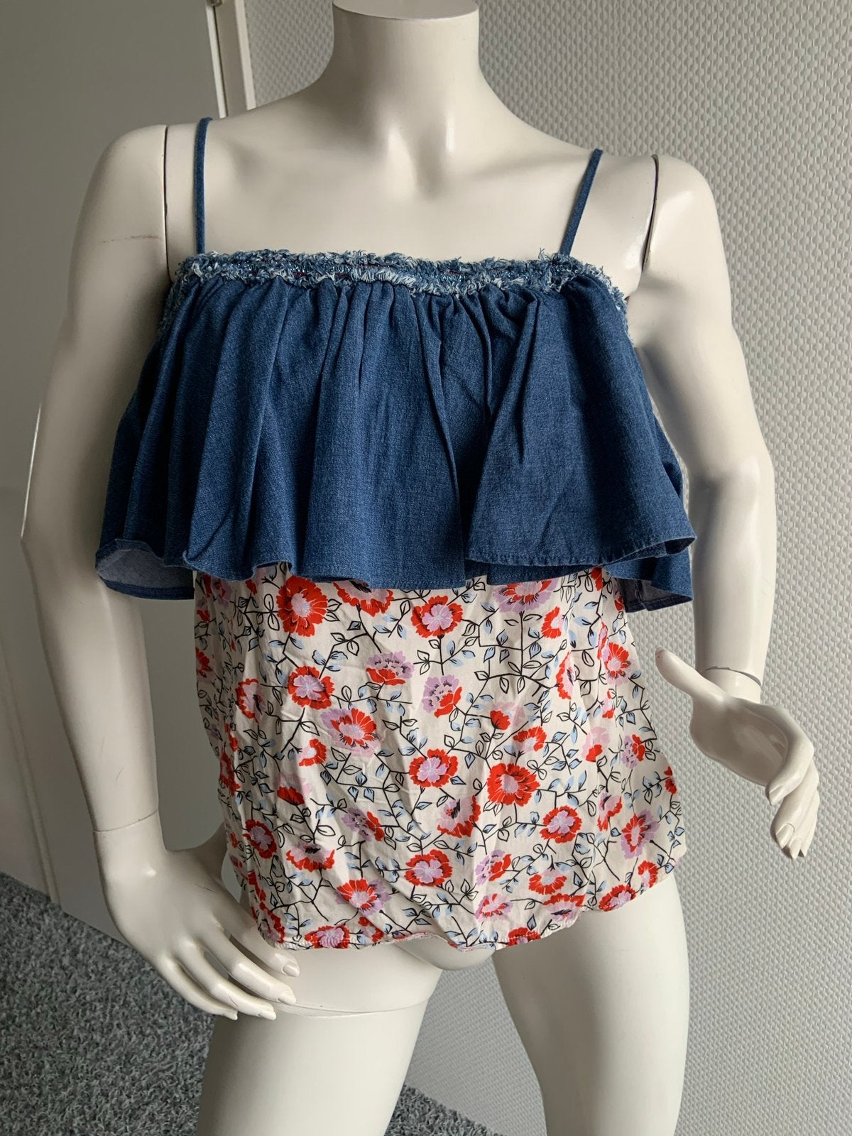 Nenette top met jeans rand maat it 42 nl 38, Maat 38/40 (M), Blauw, Ophalen of Verzenden, Zo goed als nieuw
