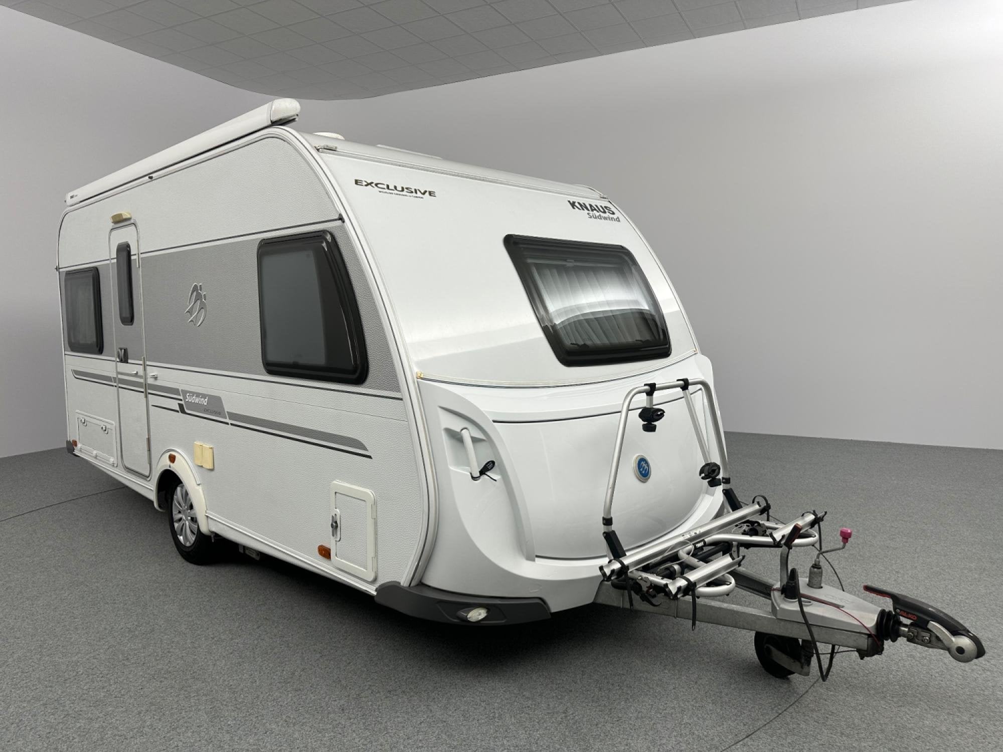 Knaus Südwind Exclusive 450 FU Bankairc Cassetteluifel Move, Caravans en Kamperen, Hordeur, Rondzit, Bedrijf, 4 tot 5 meter