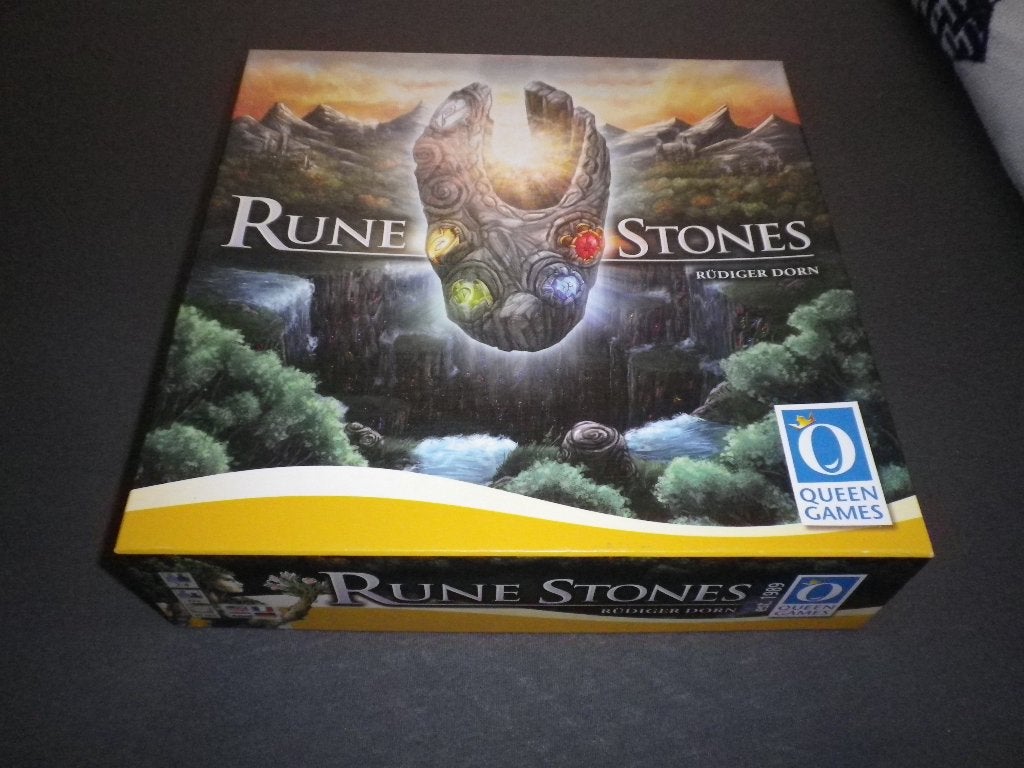 Rune Stones van Queen games, Hobby en Vrije tijd, Gezelschapsspellen | Bordspellen, Ophalen, Zo goed als nieuw, Queen Games