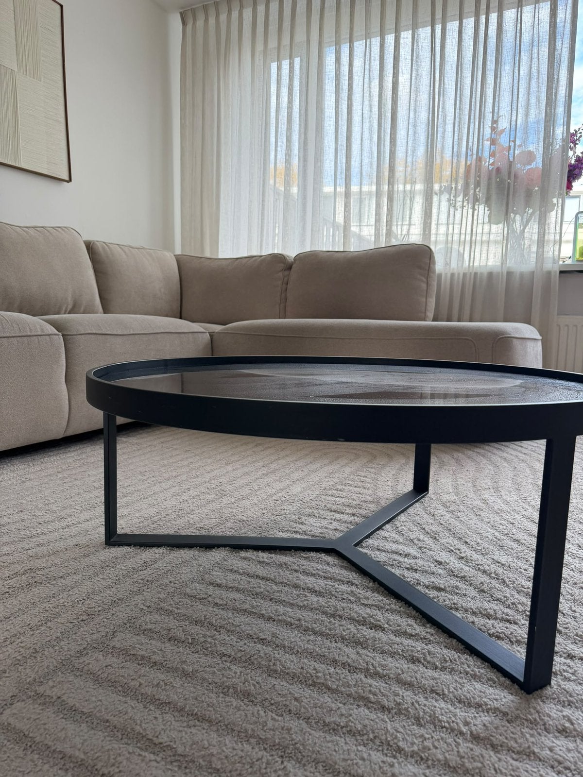 Foto 5 van Mooie ronde glazen salontafel merk Westwing 90 cm Ø