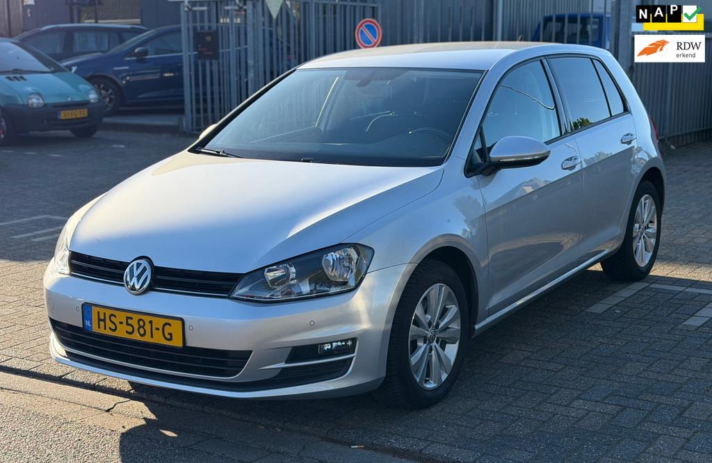 Volkswagen Golf 1.6 TDI Comfortline DSG | Carplay | 1e-Eig |, Auto's, Volkswagen, Gebruikt, Euro 6, 4 cilinders, 1239 kg