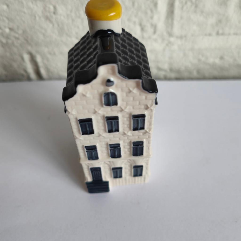 Dit is een KLM huisje, nummer 45 Het is gemaakt van Blue Del, Ophalen of Verzenden, Zo goed als nieuw, 41 t/m 60