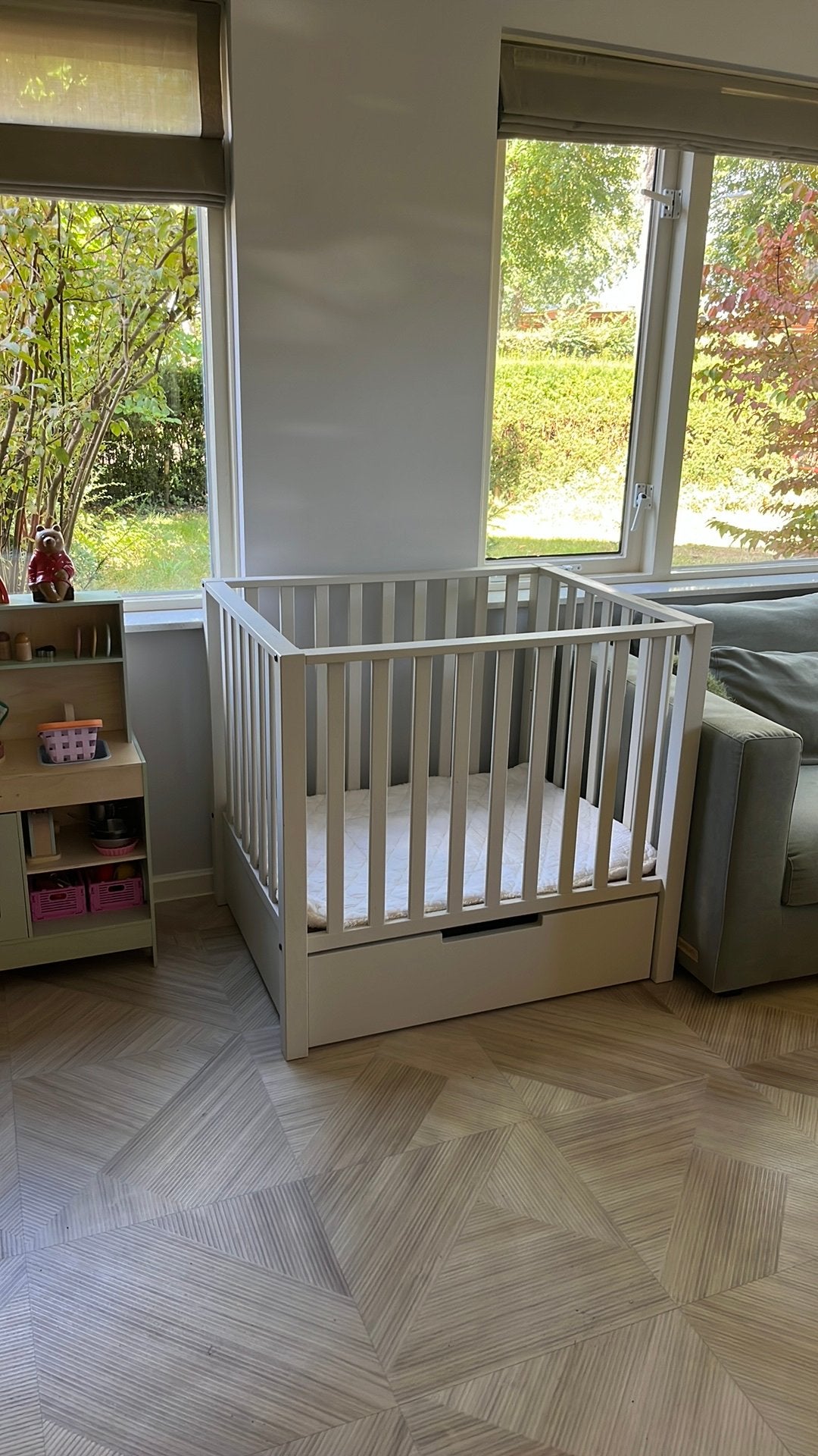 Europe baby Mees Box met lade oatmeal, Kinderen en Baby's, Ophalen, Zo goed als nieuw, Lade