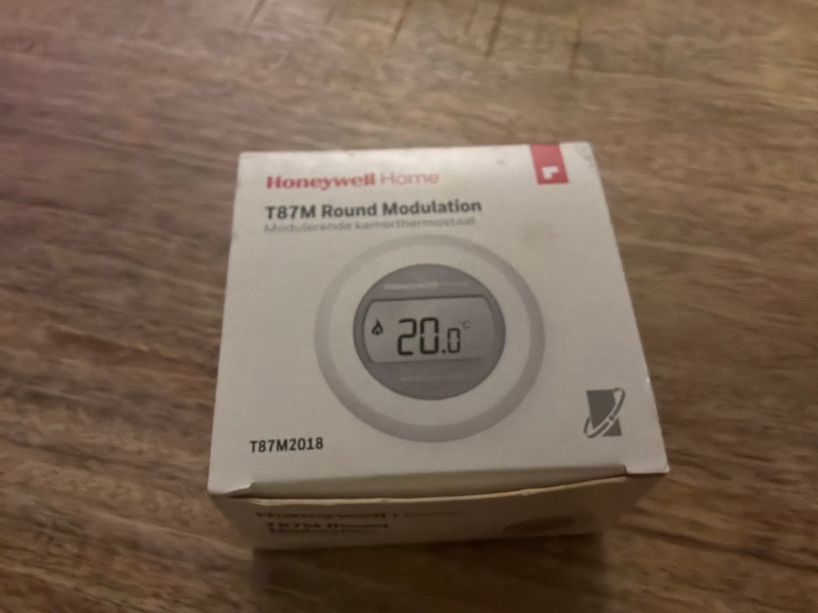Honeywell Home T87M Round Modulerende Kamerthermostaat, Doe-het-zelf en Verbouw, Ophalen of Verzenden, Slimme thermostaat, Nieuw