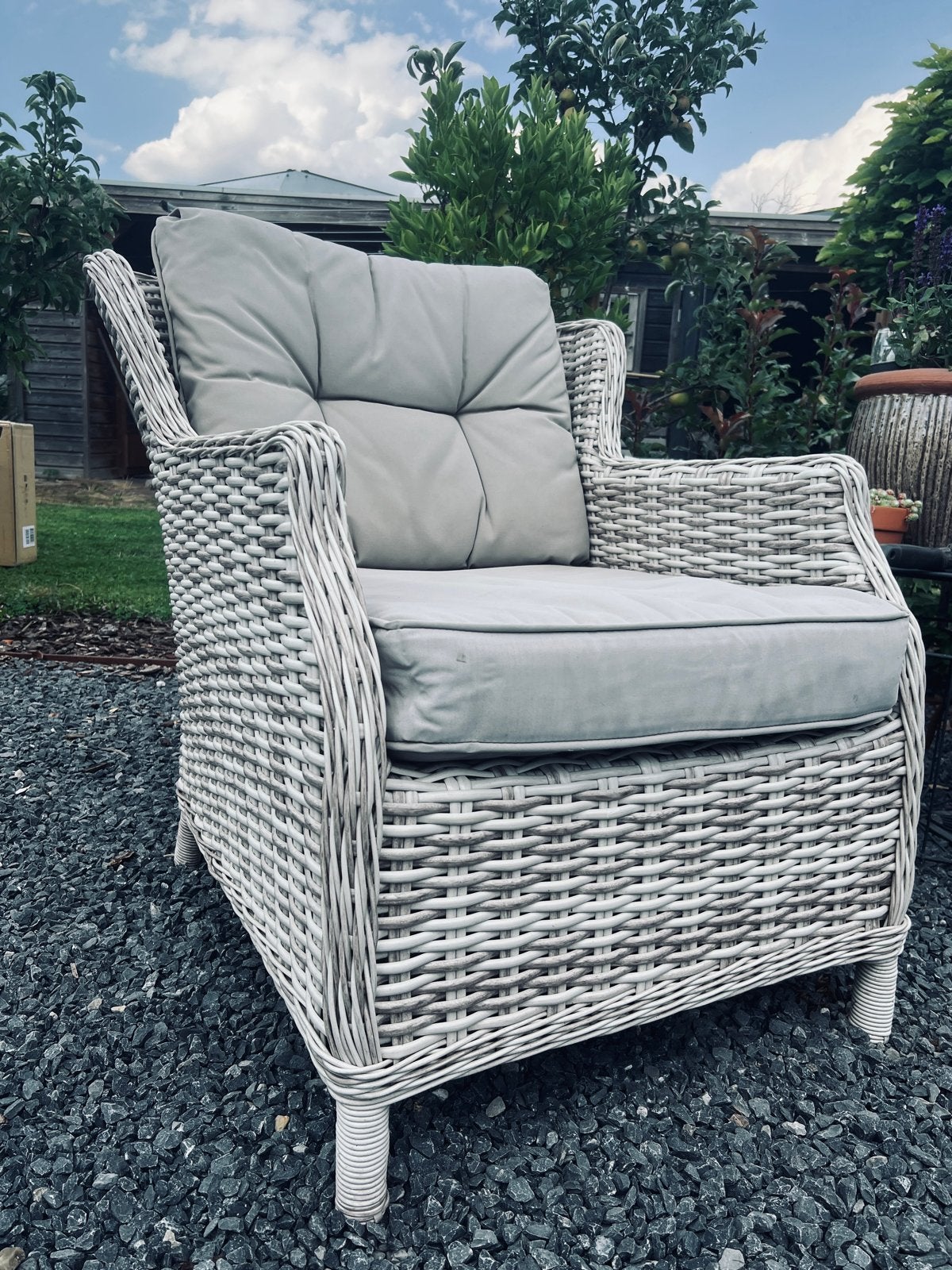 Kettler Wicker Loungeset wit/grijs met tafel en fauteuil, Tuin en Terras, Ophalen, Gebruikt, Meer dan 8 zitplaatsen, Loungeset