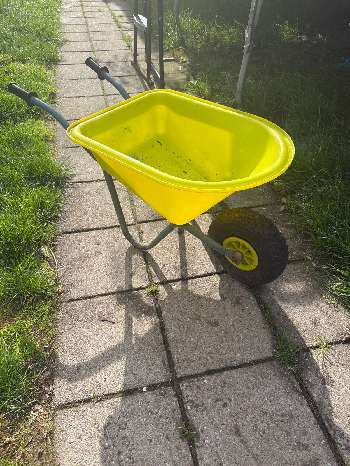 Kinderkruiwagen - Geel, Ophalen of Verzenden, Gebruikt, Handmatig, Eenwielig
