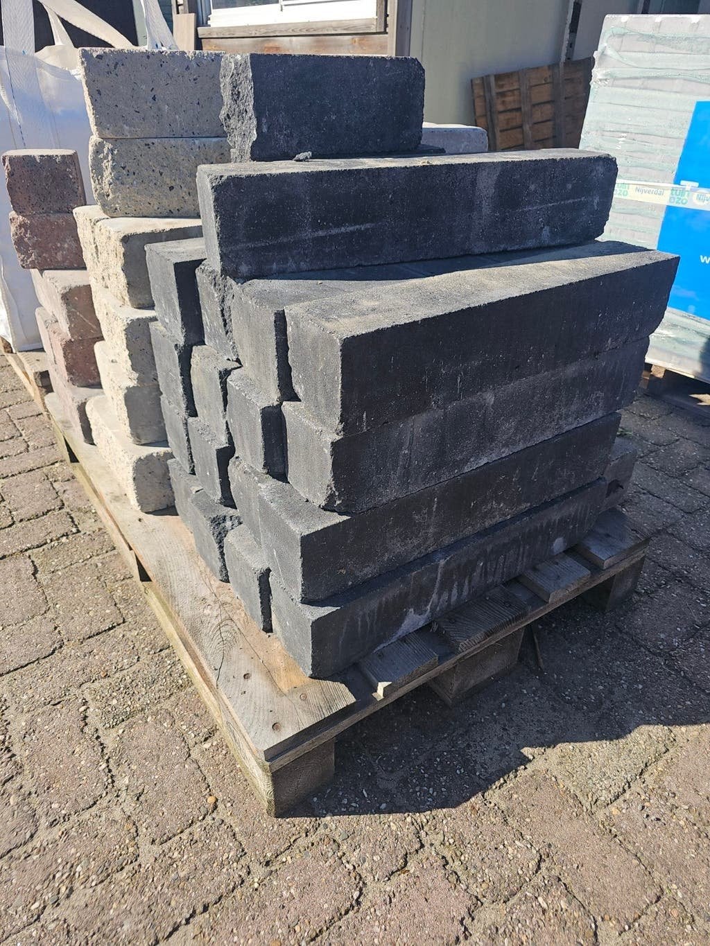 17 Muurblokken 12x12x60 cm - Beton - Prijs voor allen, Ophalen of Verzenden