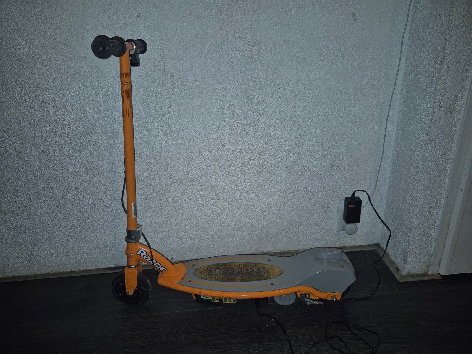 Razor E90 Elektrische Step - Oranje, Ophalen, Gebruikt, Elektrische step (E-scooter), Razor