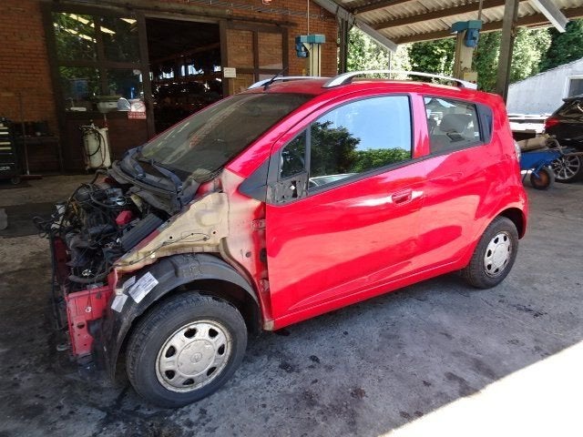 Cherolet Spark motorschade rood bj 2011 5 g voor demontage., Gebruikt, -, Ophalen of Verzenden, -