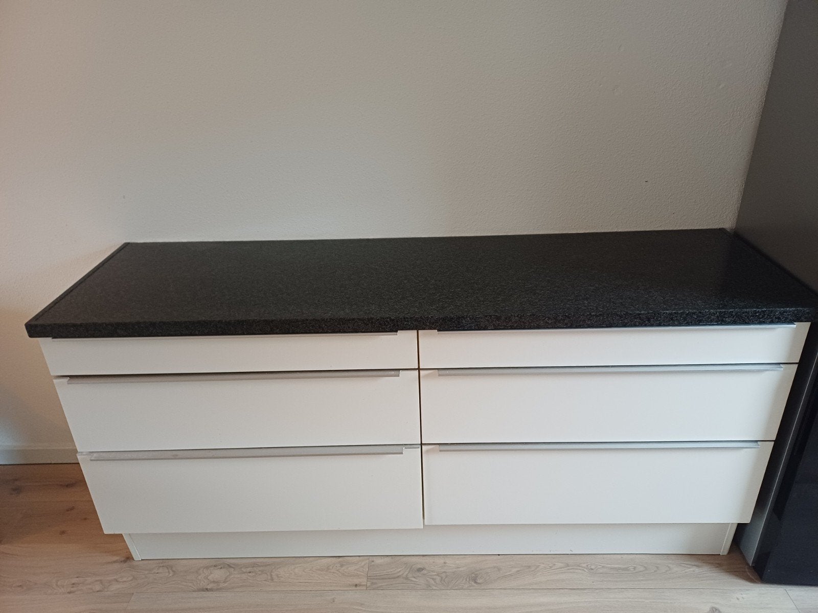 Granieten keukenbladen en parallelle keuken, Gebruikt, Wit, Graniet of Steen, Dubbelwandige keuken