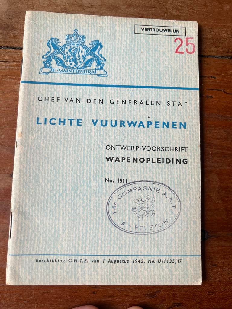 Nederlands KL KNIL voorschrift lee enfield bren PIAT 1945, Ophalen of Verzenden, Nederland, Boek of Tijdschrift