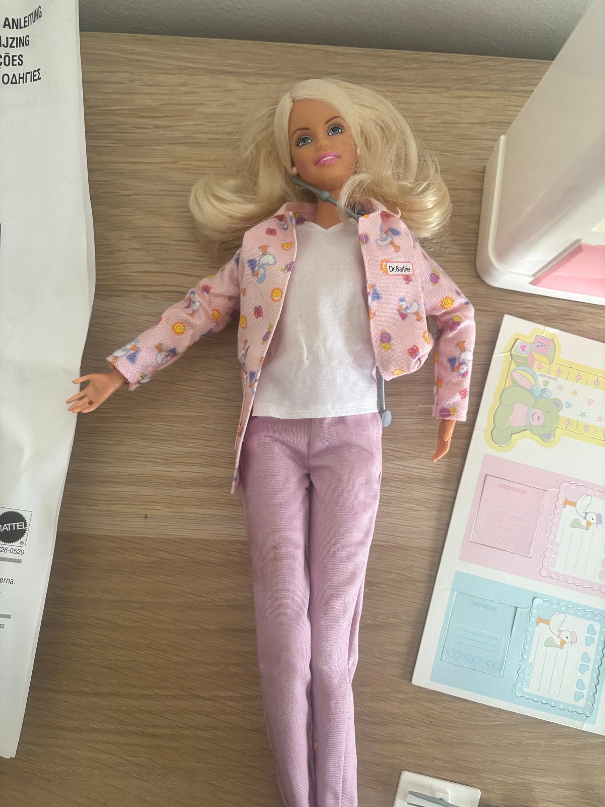 Dr. Barbie pop - Zo goed als nieuw, Ophalen of Verzenden, Gebruikt