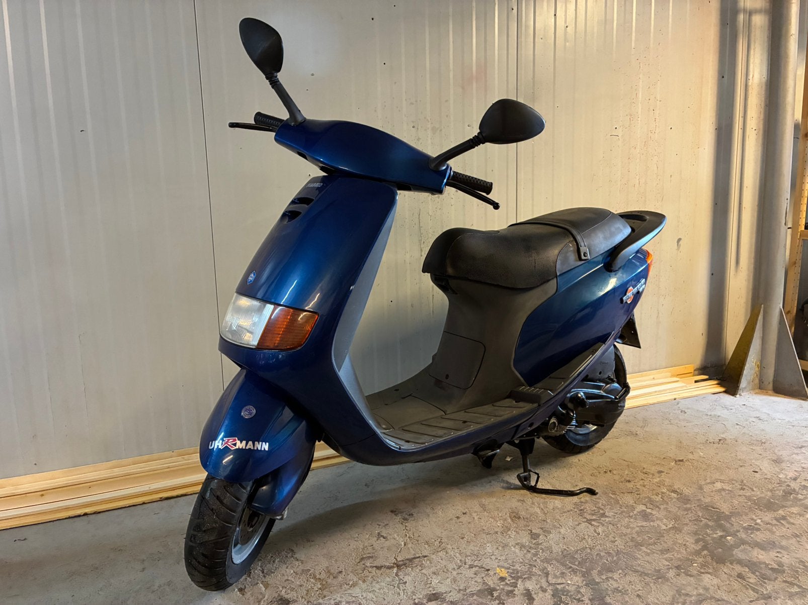 Sfera 125 cc op nederlands A1 kenteken, Fietsen en Brommers, Ophalen, Zo goed als nieuw, Benzine