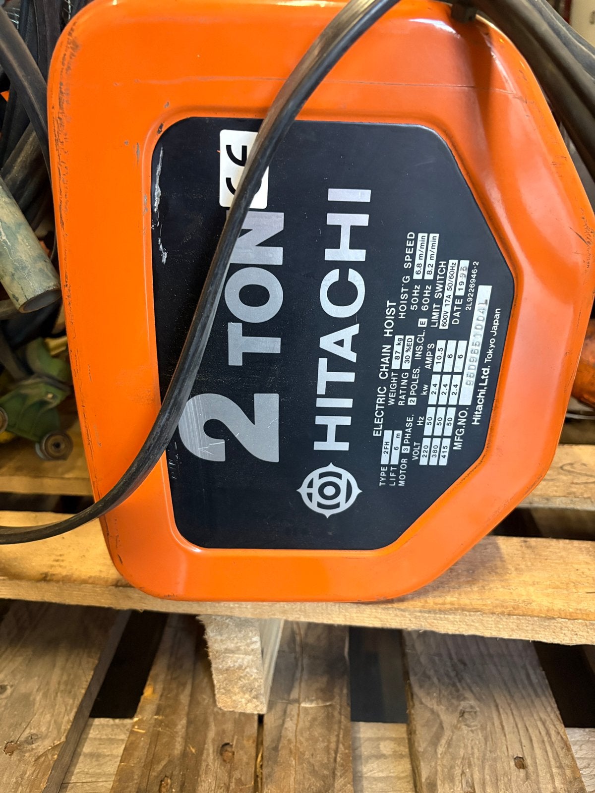 Hitachi 2ton electrisch kettingtakel 2fa 6m hijshoogte, Doe-het-zelf en Verbouw, Lieren en Takels, Ophalen, Gebruikt, Elektrisch